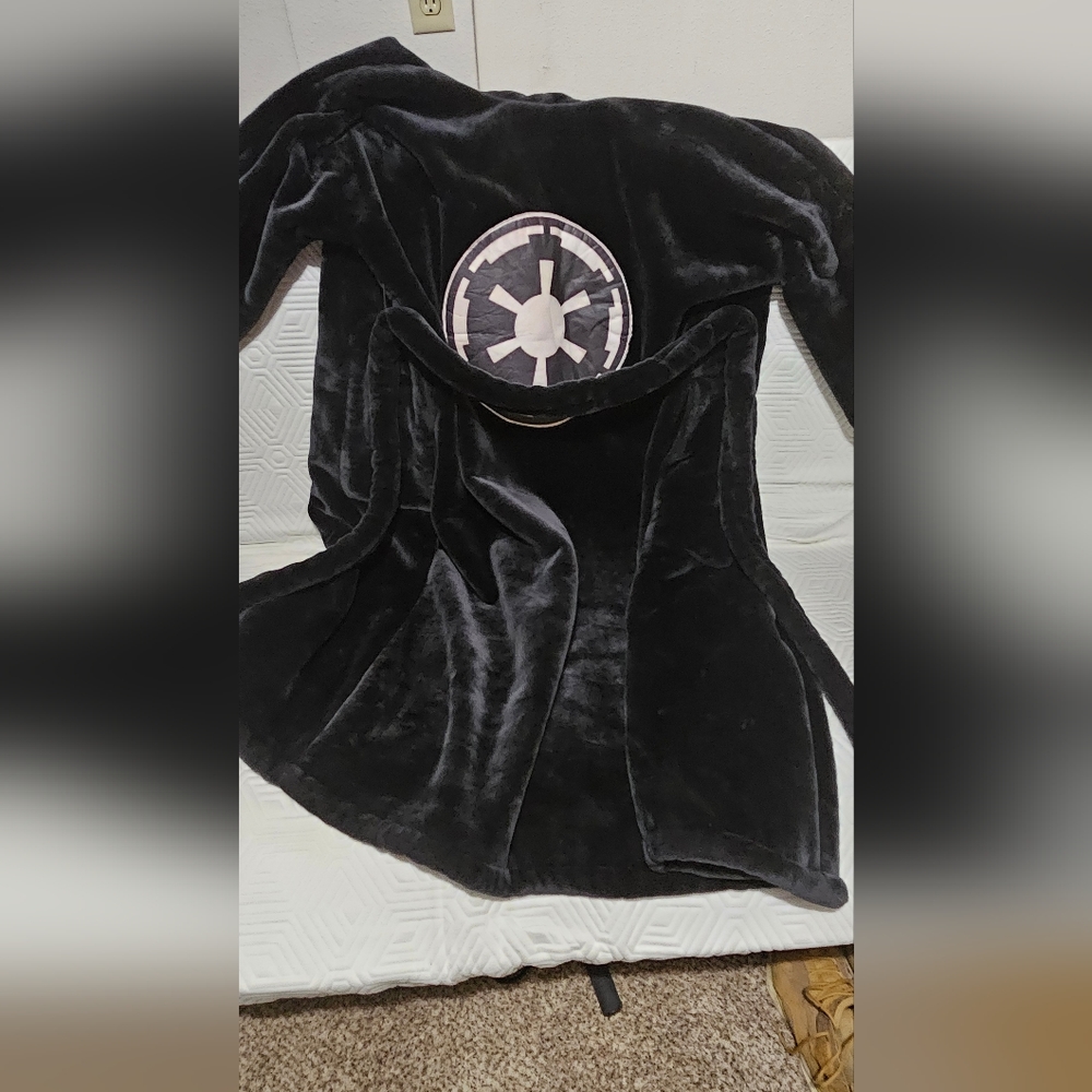 Empire robe
